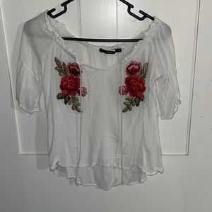 White floral embroidery size small from zaful